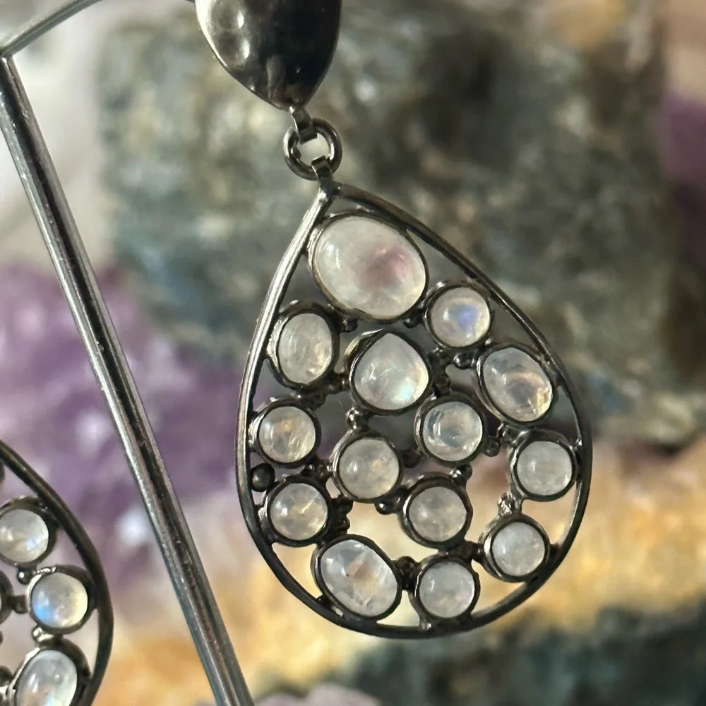 Rainbow moonstone sterling silver earrings - Picture 6 of 10